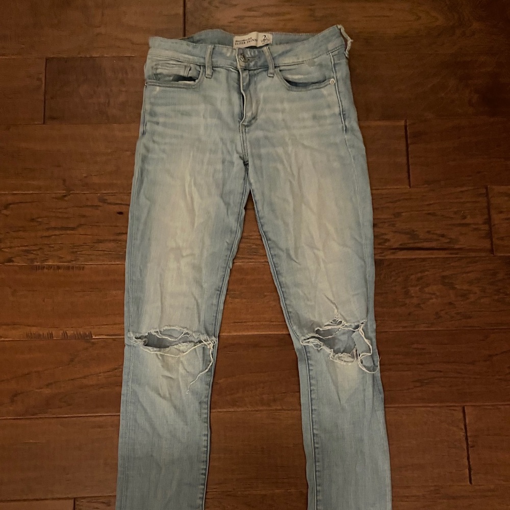 Abercrombie skinny jeans, size 2